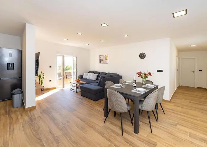 Luxury Luce Novigrad (Dalmatia)